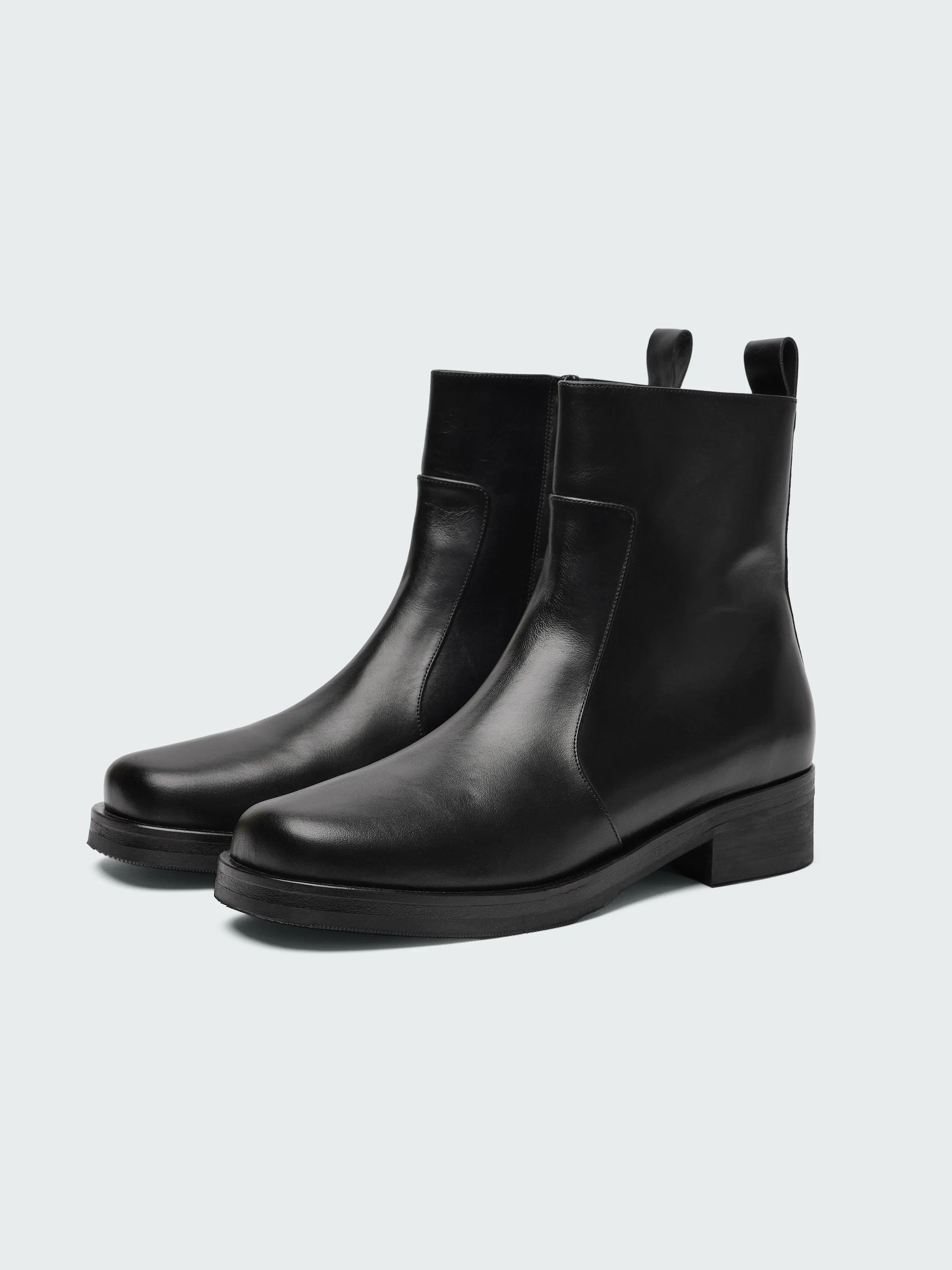 Women's Square Boot in Black